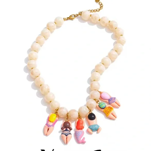 Cute Bikini Beach Girls Necklace - Picture 5 of 8